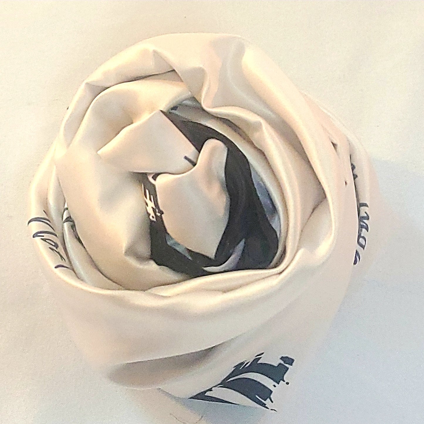 SMIFFETE Satin Two-Toned Scarf